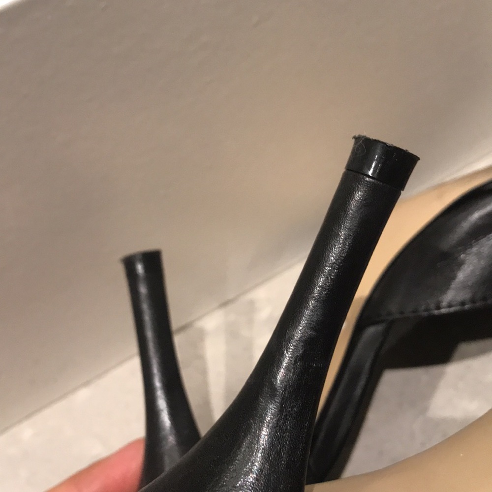 LIKE NEW* ALDO Heels - Picture 5 of 7